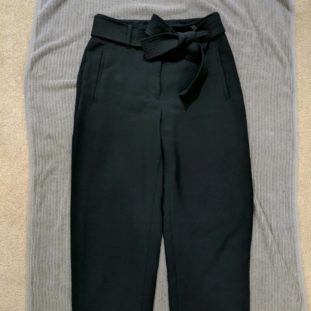 Wilfred aritzia black belt pants size 6